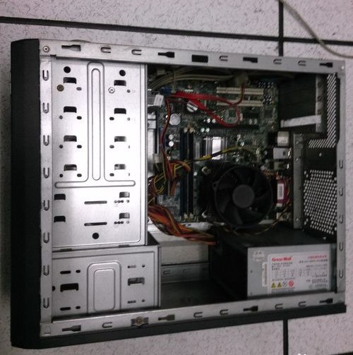 電腦主機進水會炸嗎