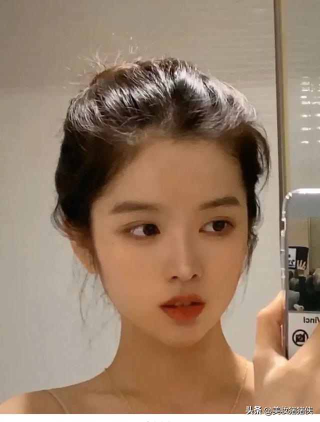 為什么拍照臉是歪的