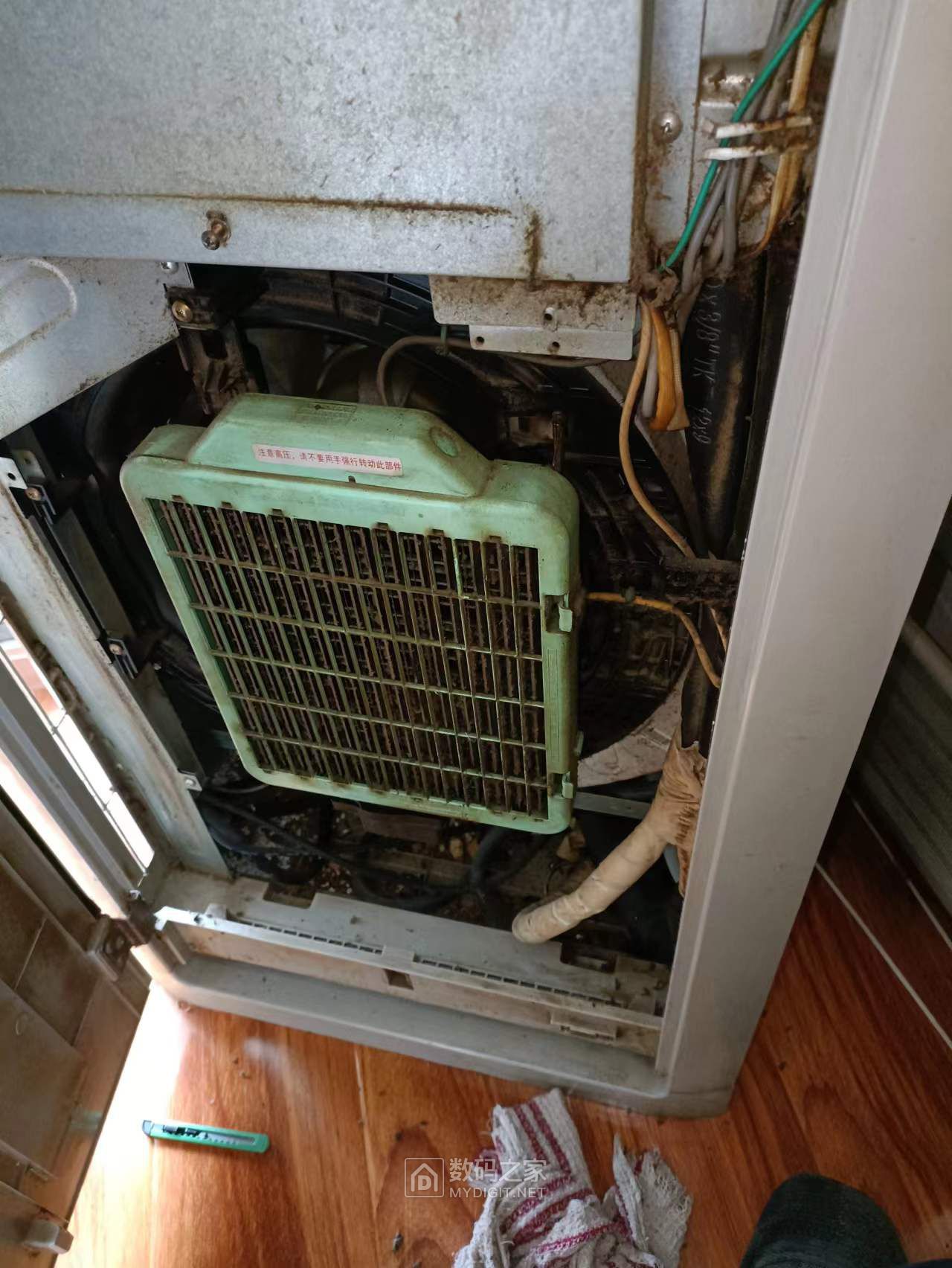 格力柜機主機鎖